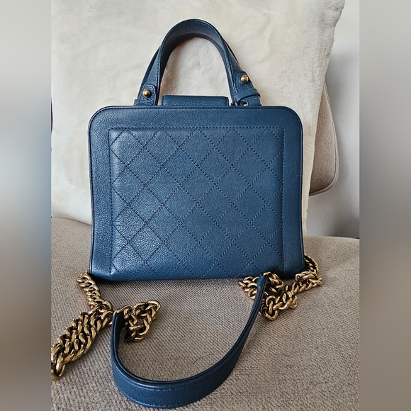 Chanel Grained Calfskin Stitched Small Label Click Shopper Tote Blue - Picture 8 of 10